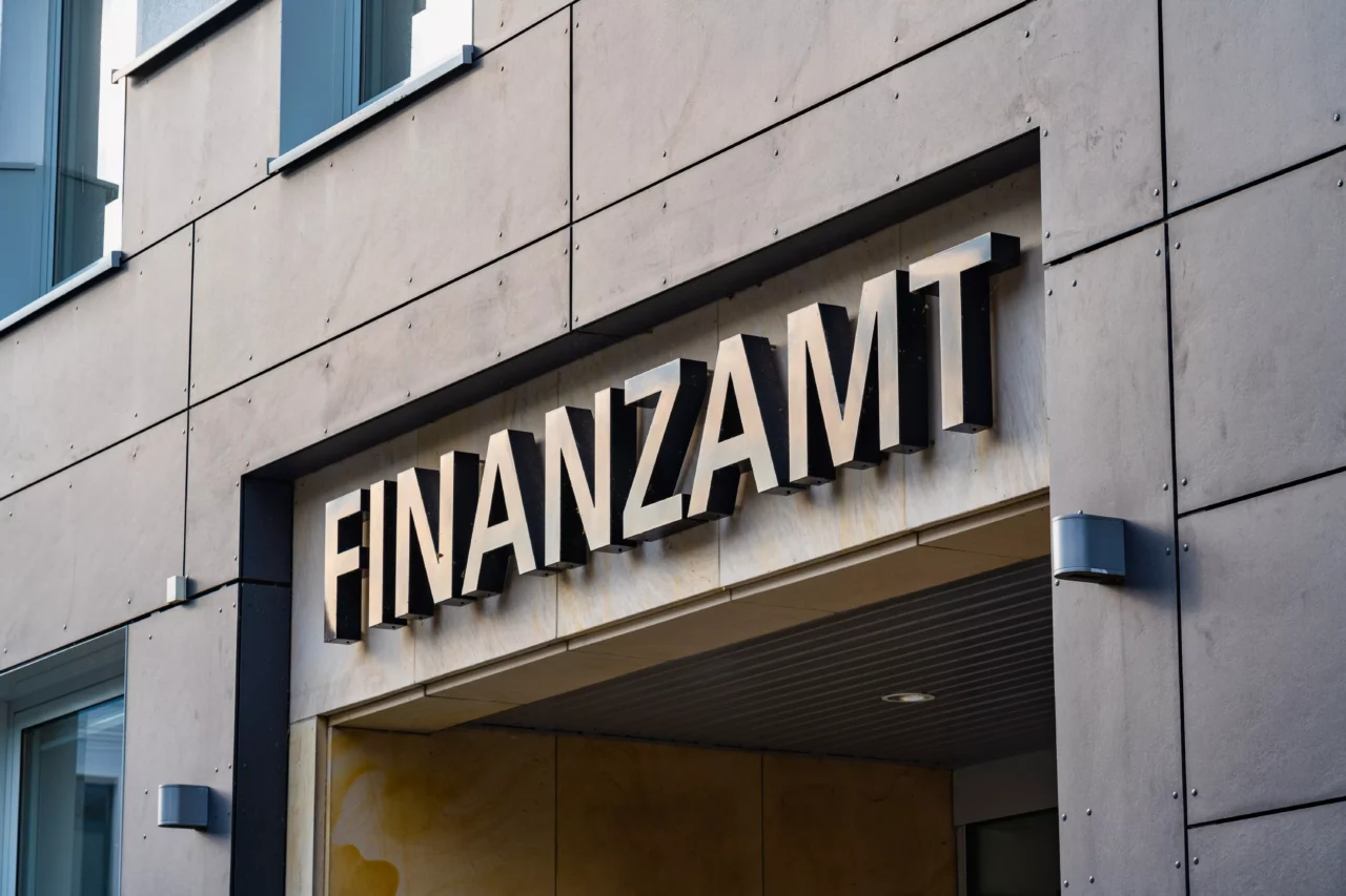 https://www.dhw-stb.de/wp-content/uploads/2025/08/Finanzamt-1280x853.webp